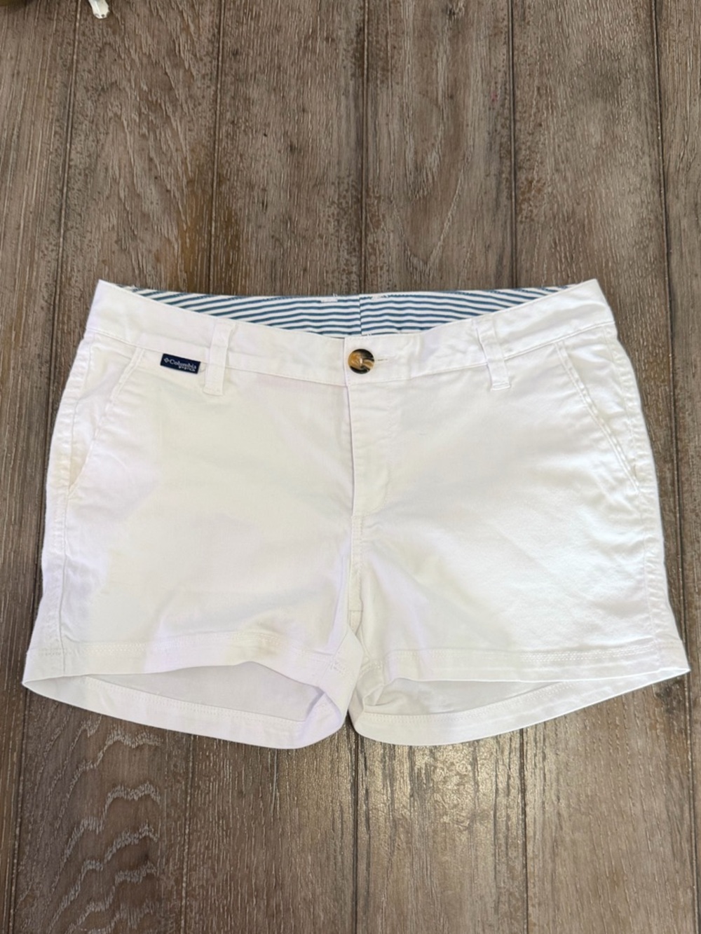 Columbia PFG White Women's Cotton Shorts